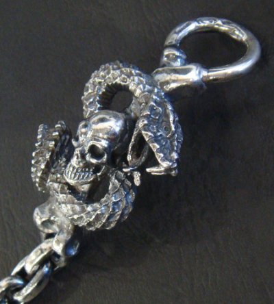 Photo4: Skull On Snake & Chain Links Bracelet