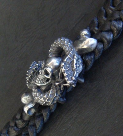 Photo3: Skull On Snake Loop Tie