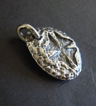 Photo4: Maltese Cross Blob Pendant