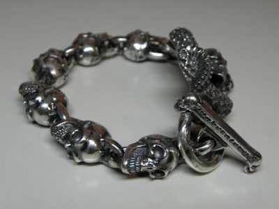 Photo4: Skull On Snake With Skulls Links Bracelet