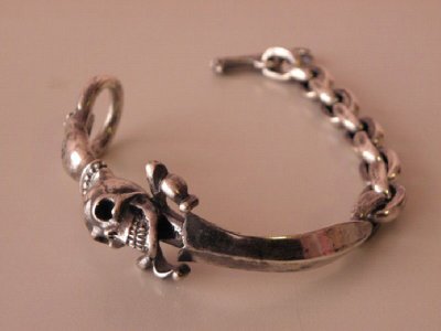 Photo5: Skull On Dagger With Chain Links Bracelet