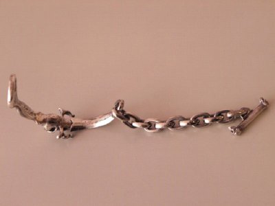 Photo4: Skull On Dagger With Chain Links Bracelet