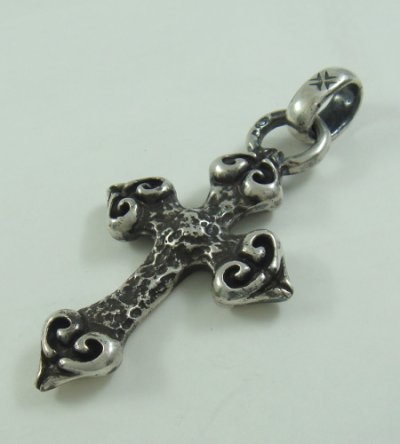 Photo3: Quarter 4 Heart Chiseled Cross With H.W.O Pendant