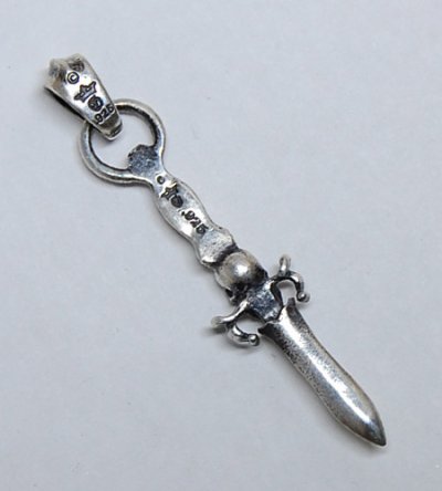 Photo4: Quarter Dagger With Skull Pendant With H.W.O