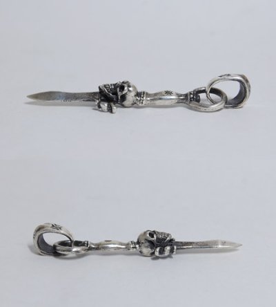 Photo5: Quarter Dagger With Skull Pendant With H.W.O