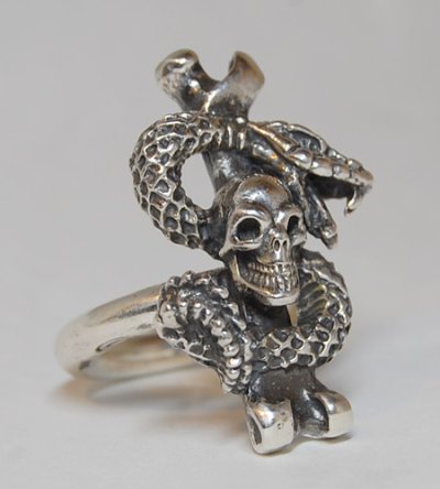 Photo3: Quarter Skull On Snake With G Stamp Loop Ring