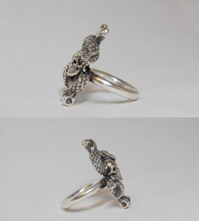 Photo4: Quarter Skull On Snake With G Stamp Loop Ring