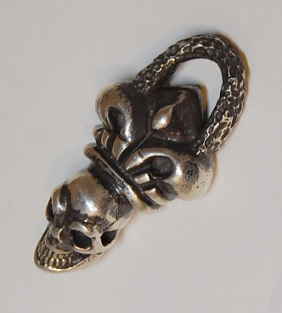 Photo3: Skull Crown With Chiseled Loop Pendant