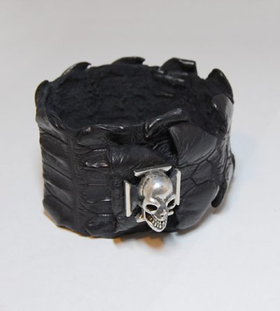 Photo2: Skull On Iron Cross W-Spine Crocodile Tail Bracelet