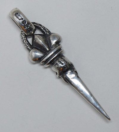 Photo2: Skull Crown Dagger With Chiseled Loop & H.W.O Pendant