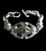 Sculpted Oval With 2 Old Bulldogs & H.W.O Links Bracelet