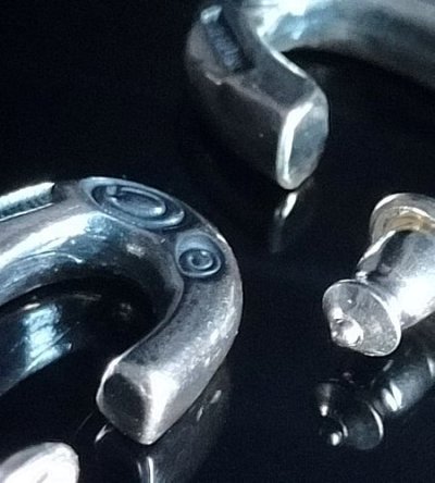 Photo2: Small Oval Pierce (Lh)