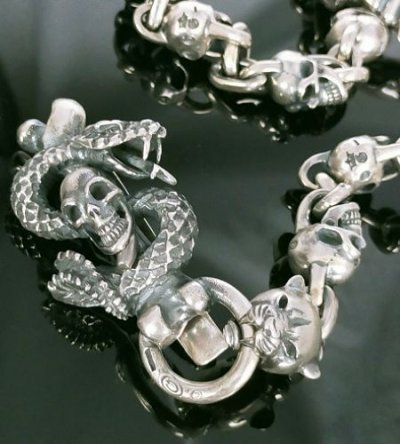 Photo2: Skull On Snake Keeper With 4 Boat Neck Panther & 8 Skulls Small Oval Links Wallet Chain