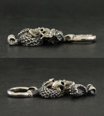 Photo4: Quarter Skull On Snake Pendant