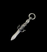 Quarter Dagger With Skull Pendant