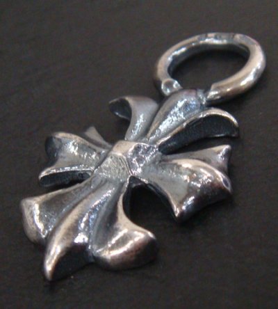 Photo3: Gothic Cross Pendant