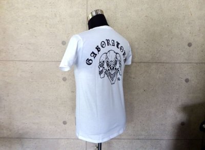 Photo3: Triple Skull V-neckT-shirt [White]