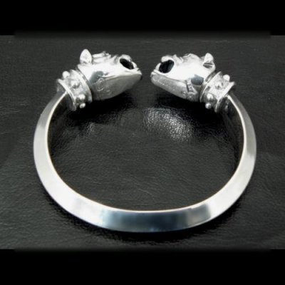 Photo2: Old Bulldog With Stud Bolo Neck Triangle Wire Bangle