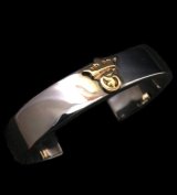 18k Gold Raised G&Crown Flat Bar Bangle Bold