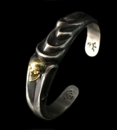 Photo1: 18k Gold Skull On Master Gothic Bangle