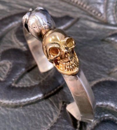 Photo1: Floating 18k Gold & Silver Miracle Skull Triangle Wire Bangle