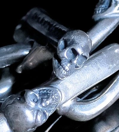 Photo2: Double Skull Master Long Small Oval Links Bracelet