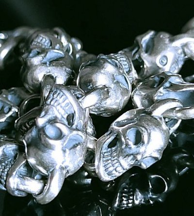 Photo2: Quarter 11 Slant Head Skull Links Bracelet