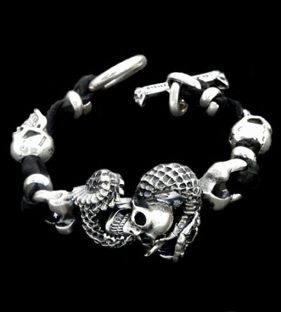 Photo1: Skull On Snake With 2Skull On braid leather bracelet