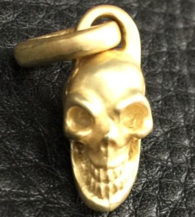 Photo2: 10k Green Gold Quarter Single Skull Pendant (Mud Finish)