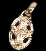 10k Red Gold Quarter Sclupted Oval Pendant