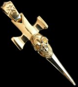 18k Gold Single Skull Dagger Square Bottom Pendant