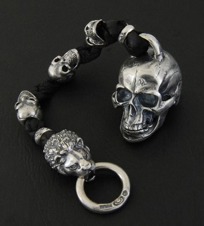 Photo5: XL Skull With Lion Leather Wallet Hanger