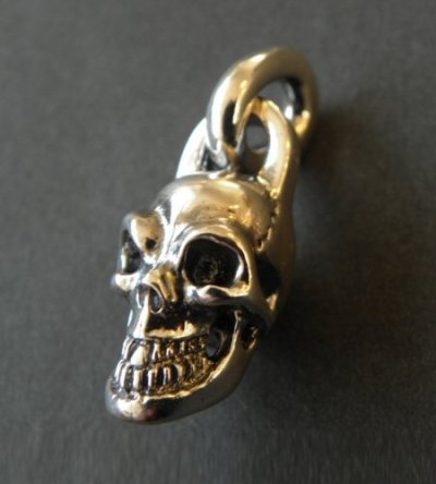 Photo3: Single Skull Pendant