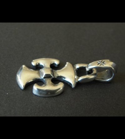 Photo3: Battle-Ax Pendant