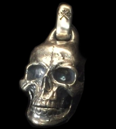 Photo1: Large skull  Pendant