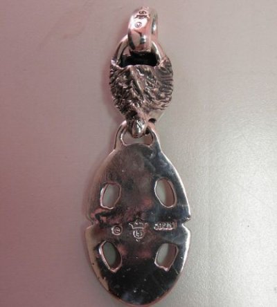 Photo4: Lion & Sculpted Oval Pendant