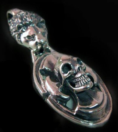 Photo1: Lion & Battle-Ax On Skull Pendant