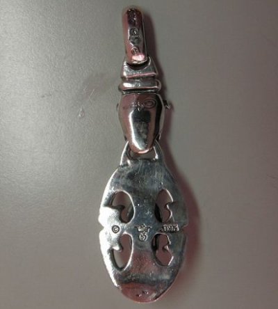 Photo4: Old Bulldog & Battle-Ax On Skull Pendant