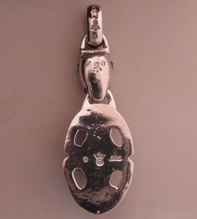 Photo3: Bulldog & Sculpted Oval On Skull Pendant