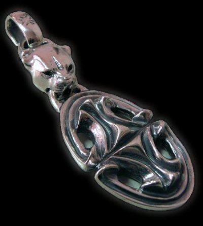 Photo1: Panther & Sculpted Oval Pendant