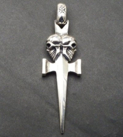 Photo2: Double Skull Dagger Square Bottom & H.W.O Pendant