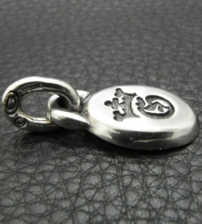 Photo2: G&Crown Oval Pendant (Small oval)