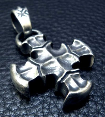 Photo2: Quarter Battle-Ax Short Cross With H.W.O Pendant