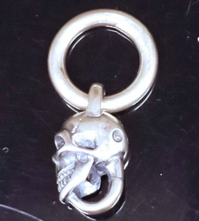 Photo2: Single Skull With O-ring Pendant