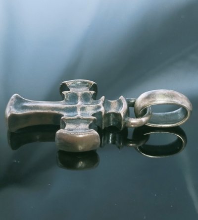 Photo4: One Eighth Battle-Ax Cross With H.W.O Pendant