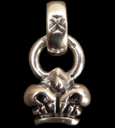 Photo1: Crown Tip With H.W.O Pendant