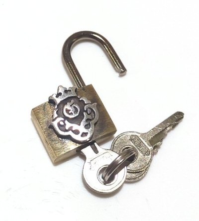 Photo2: Reised Atelier Mark Lock & Key Pendant [P-393]