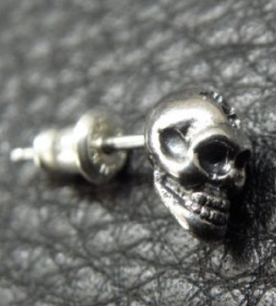 Photo2: T-bar skull pierce with G&Crown stamp