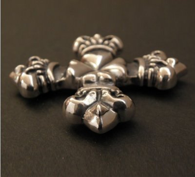 Photo4: 4Heart crown cross Pins