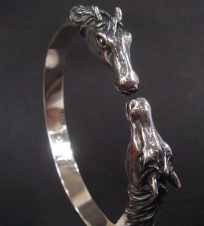 Photo3: Horse Triangle Wire Bangle